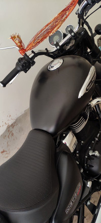 Stellar Black Royal Enfield Meteor 350