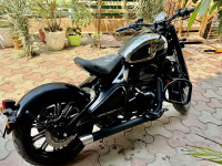 Mirror Black Jawa 42 Bobber Black Mirror