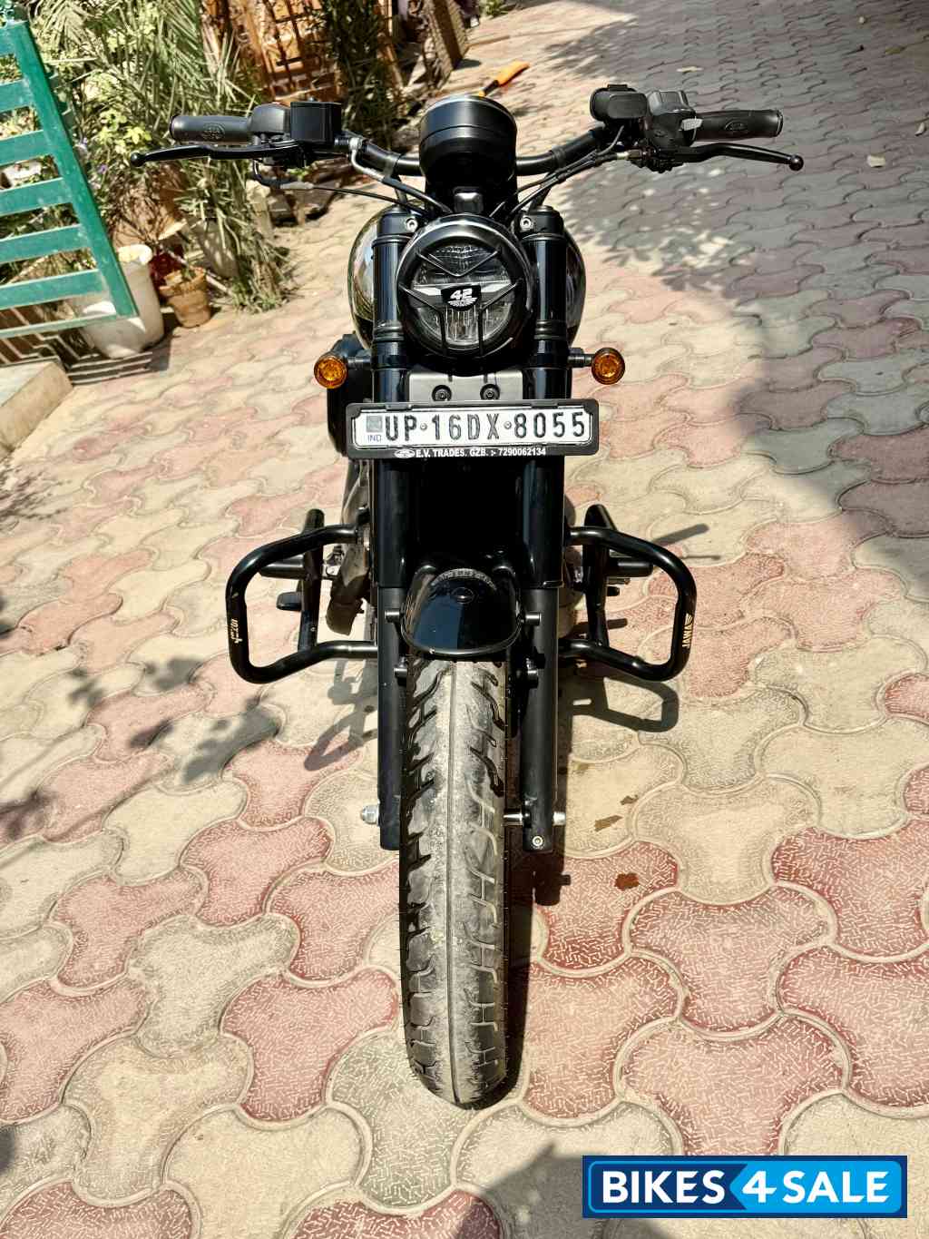 Mirror Black Jawa 42 Bobber Black Mirror