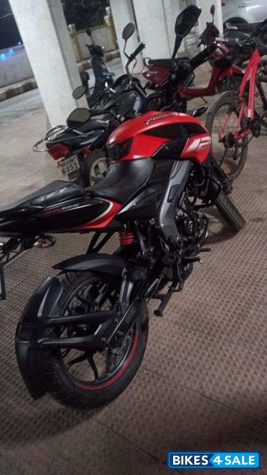 Bajaj Pulsar NS 125