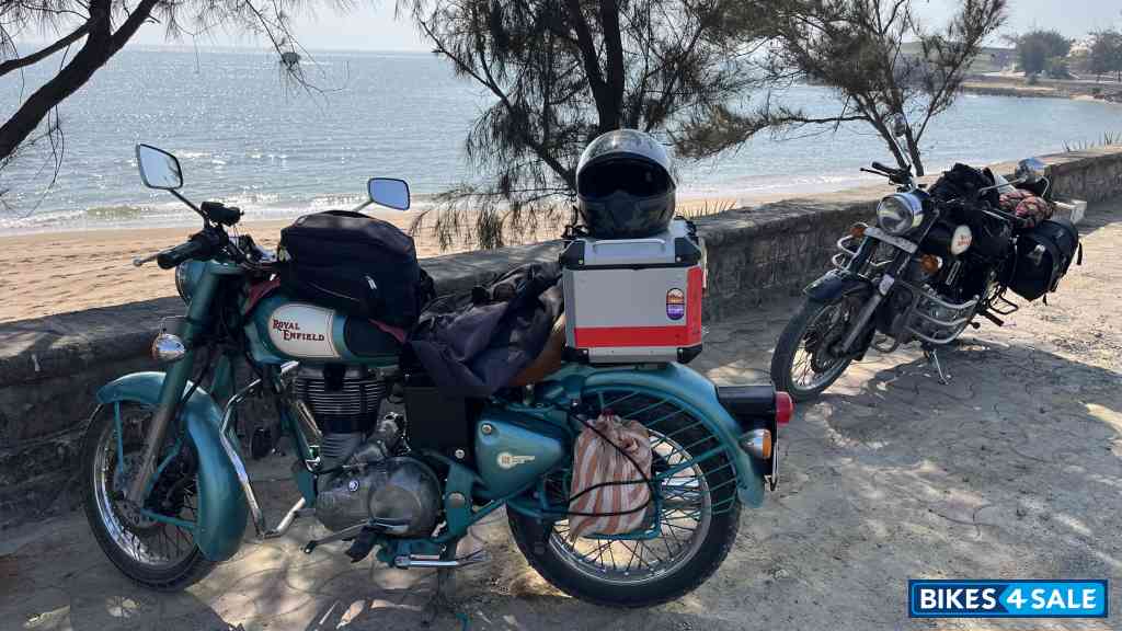 Royal Enfield Classic 500