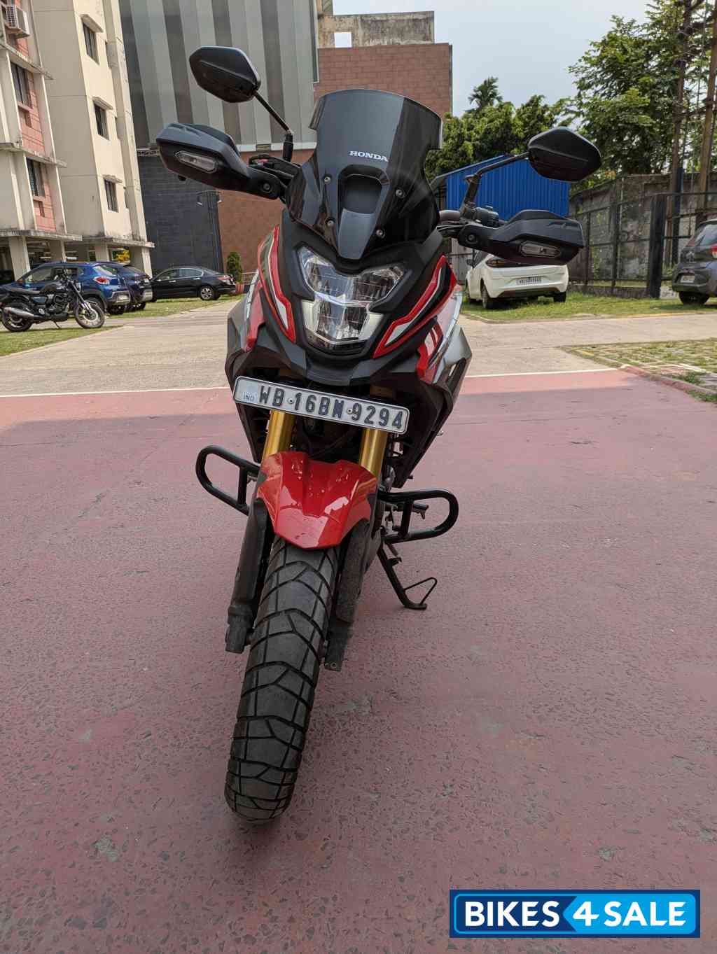 Red Honda CB200X