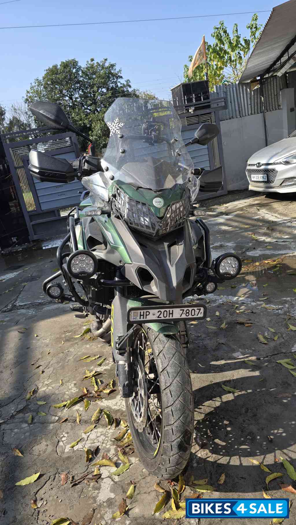 Forest Green Benelli TRK 502X Forest Green Benelli TRK 502X
