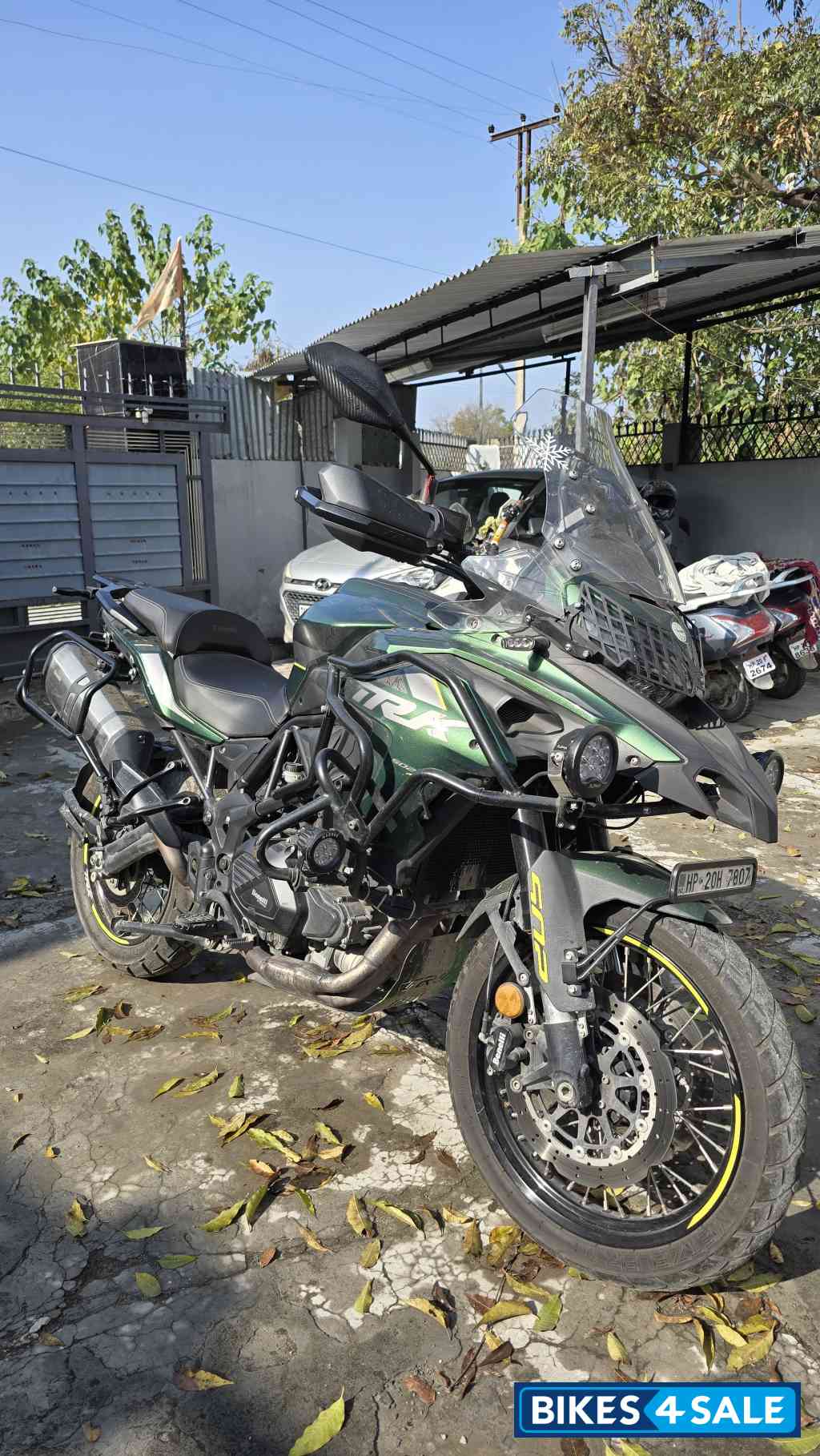 Forest Green Benelli TRK 502X Forest Green Benelli TRK 502X