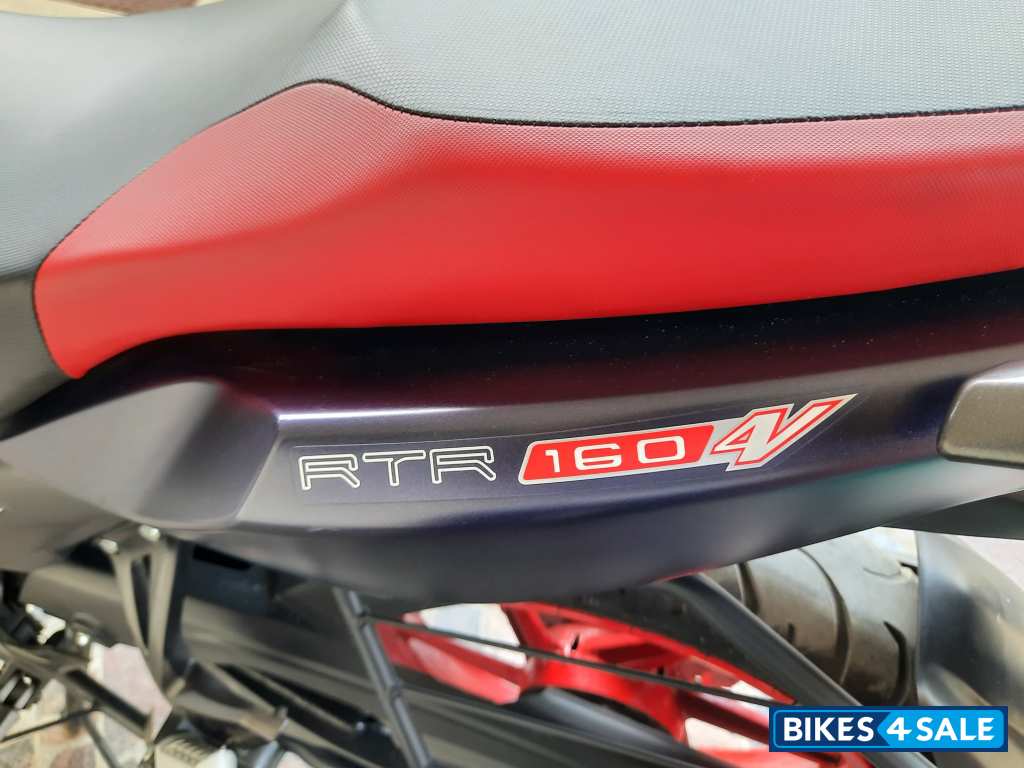 Lighting Blue TVS Apache RTR 160 4V 2024