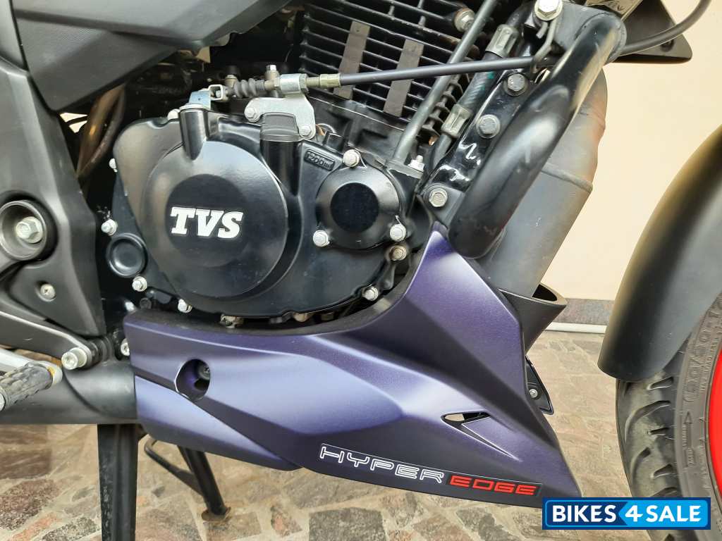 Lighting Blue TVS Apache RTR 160 4V 2024