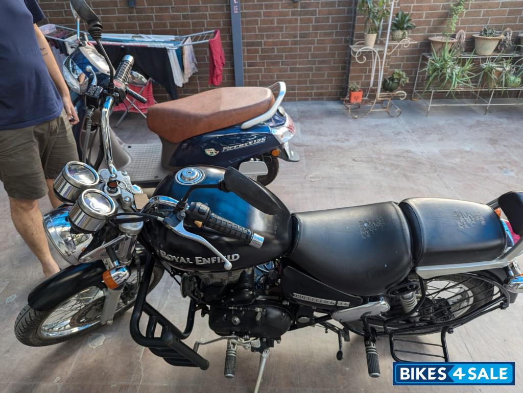 Stone Royal Enfield Thunderbird 350