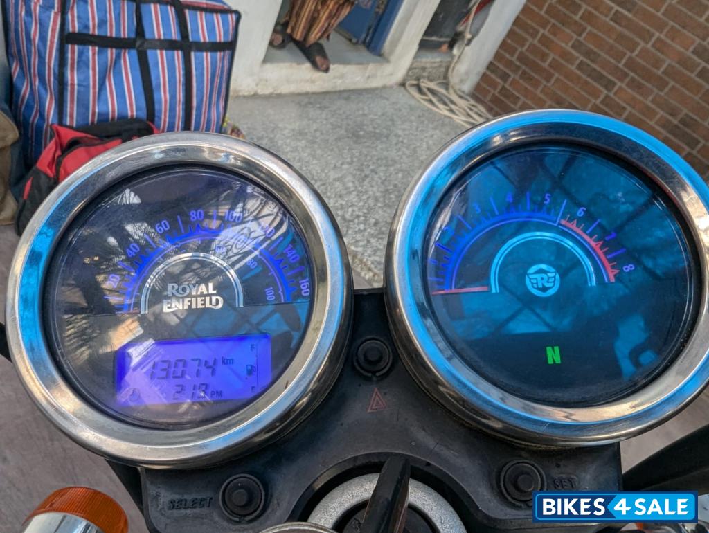 Stone Royal Enfield Thunderbird 350