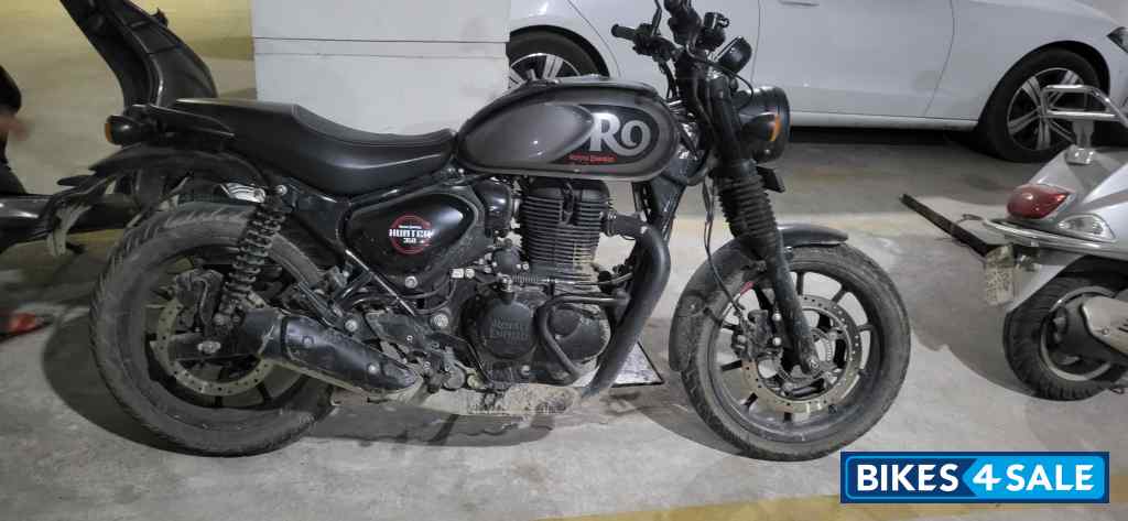 Royal Enfield Hunter 350 Metro