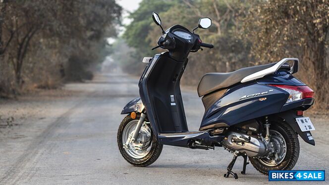 Decent Blue Metalic Honda Activa 6G H-smart