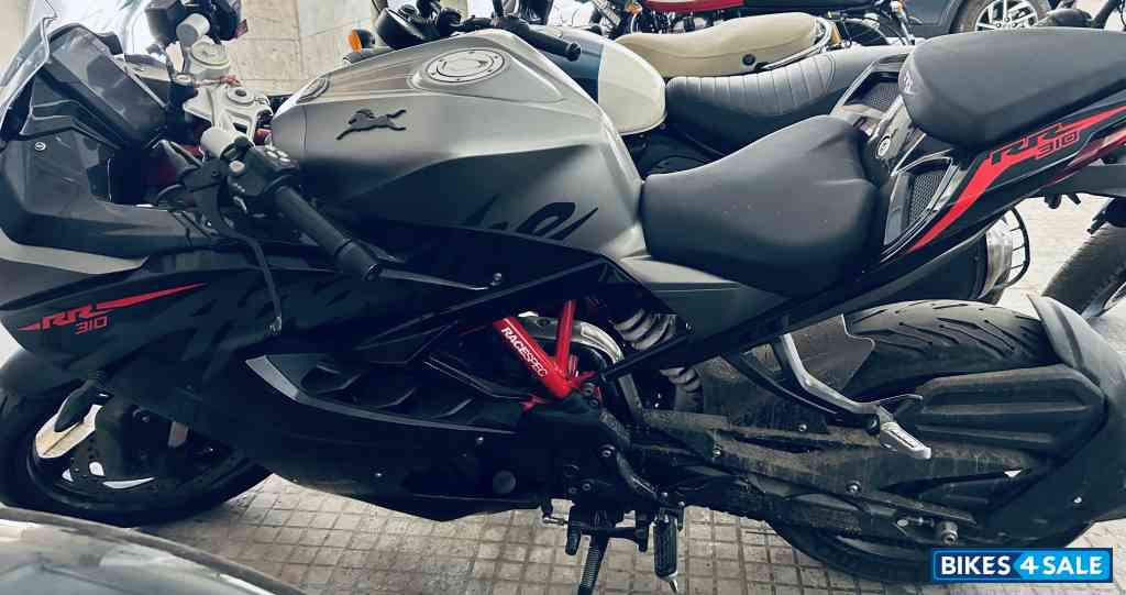 Mat Black TVS Apache RR 310 2020