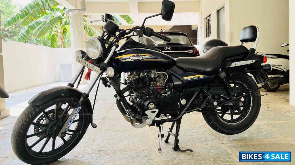 Navy Blue Bajaj Avenger Street 150