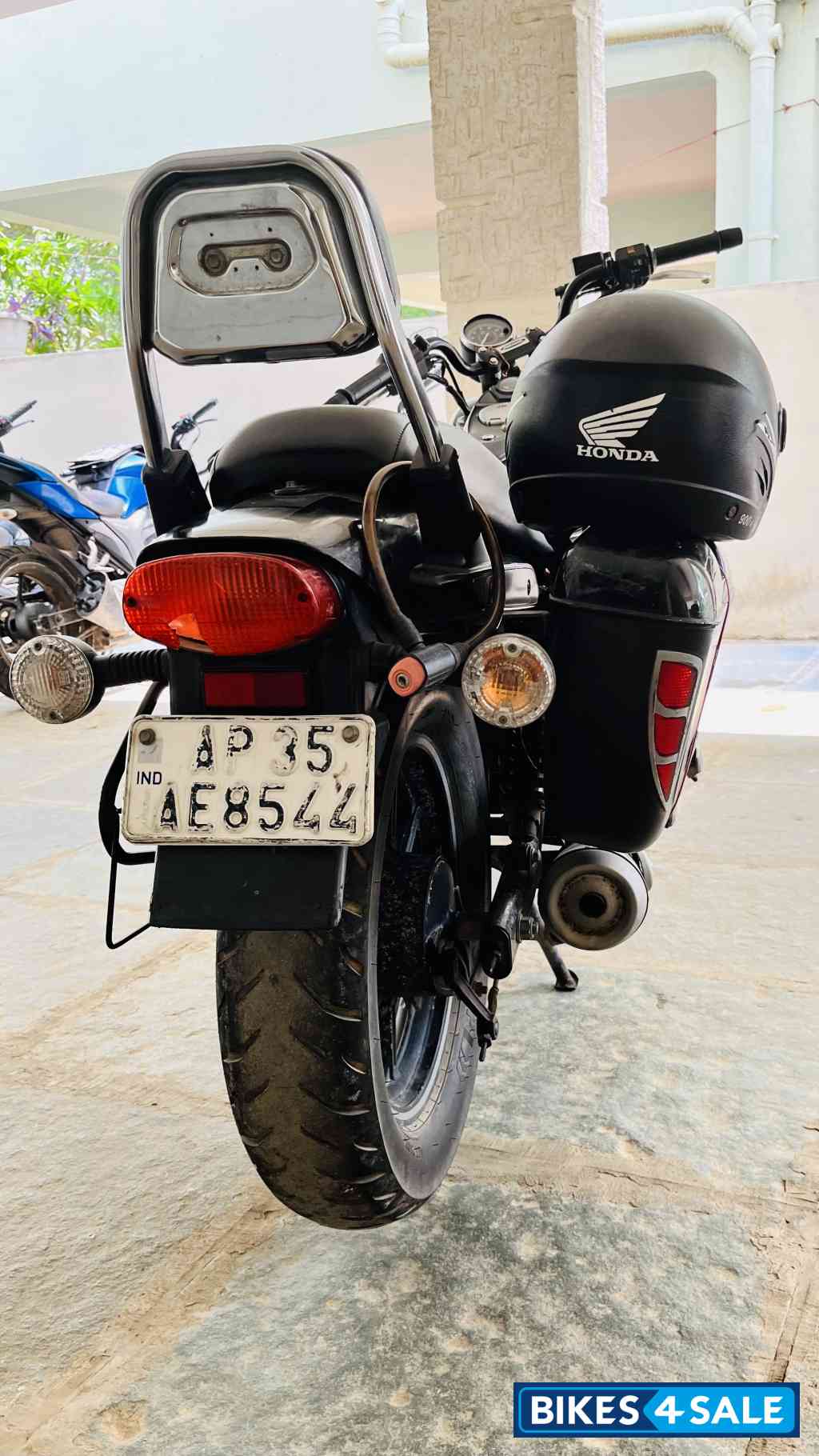 Navy Blue Bajaj Avenger Street 150 Navy Blue Bajaj Avenger Street 150