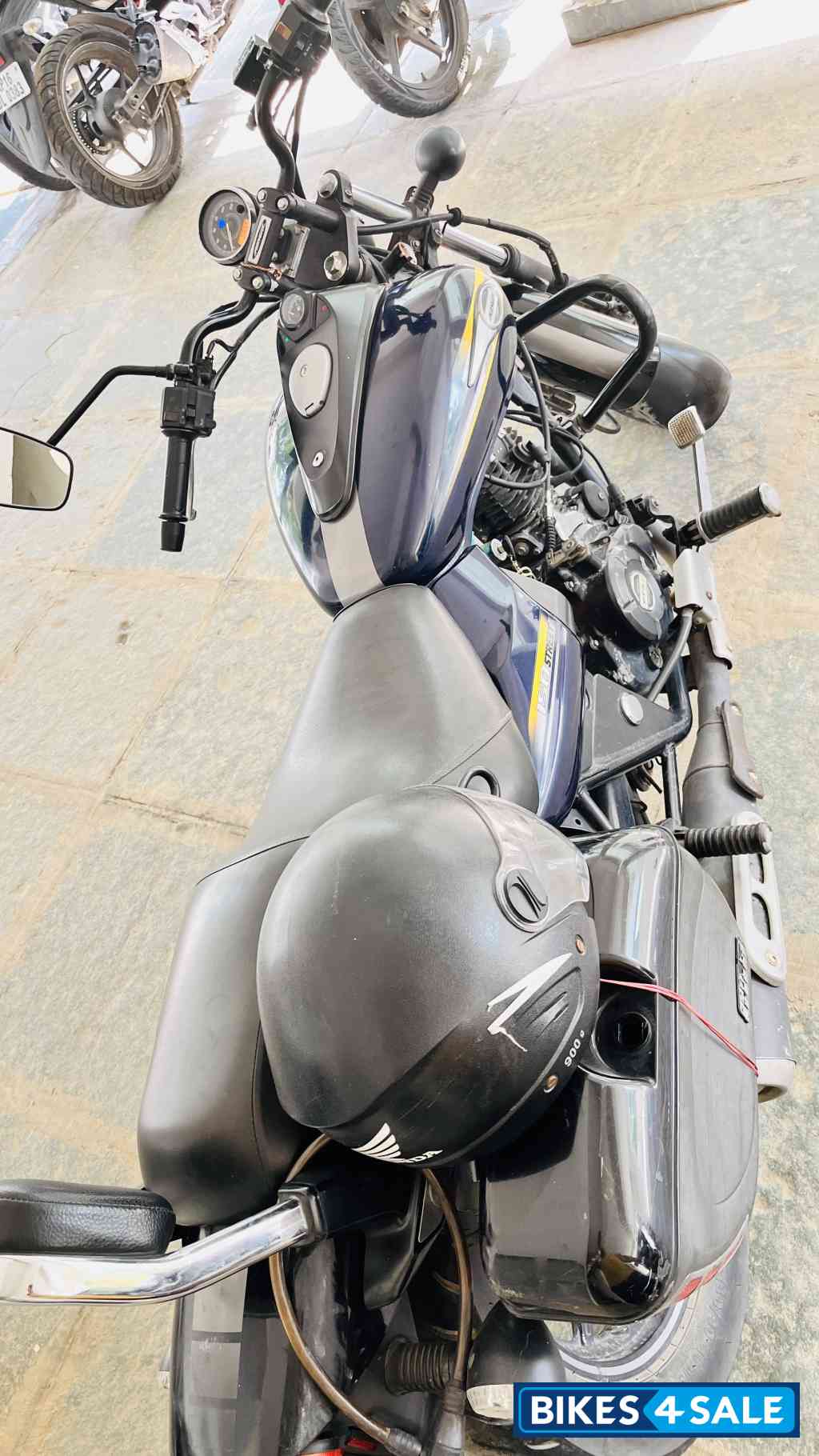 Navy Blue Bajaj Avenger Street 150 Navy Blue Bajaj Avenger Street 150