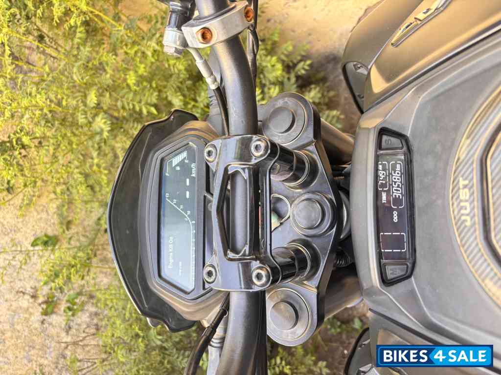 Charcoal Black Bajaj Dominar 400