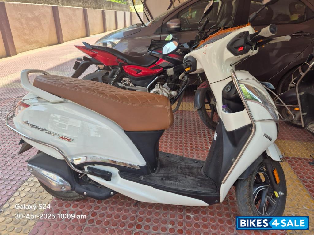 TVS Jupiter 125