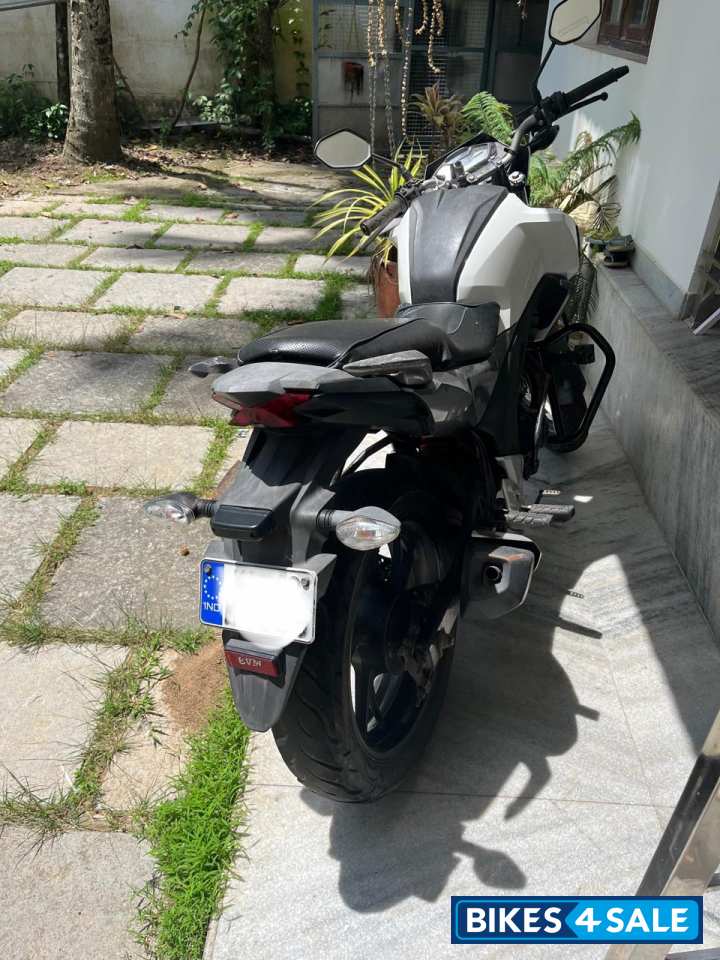 Black &white Honda CB Hornet 160R