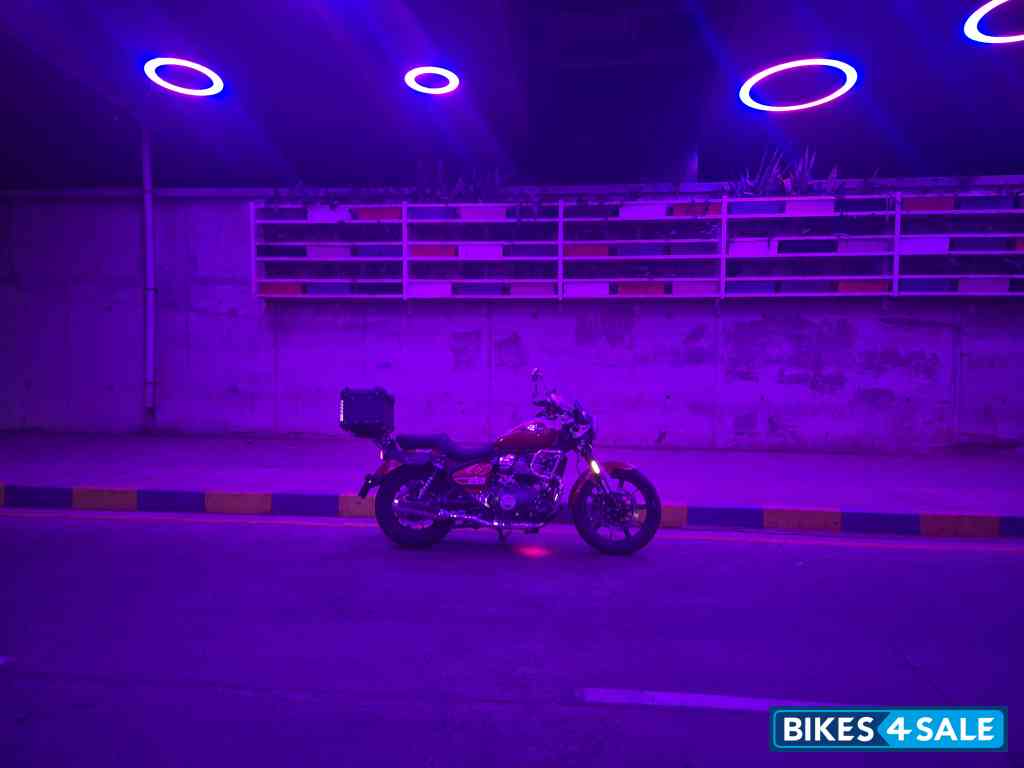 Red Royal Enfield Super Meteor 650