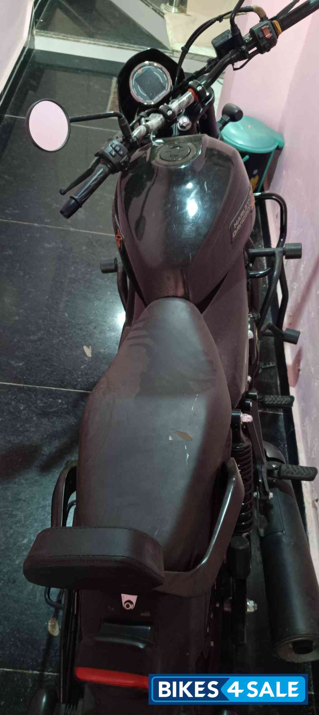 Black Harley Davidson X 440