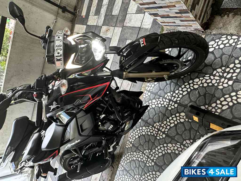 TVS Apache RTR 200 Fi 4V