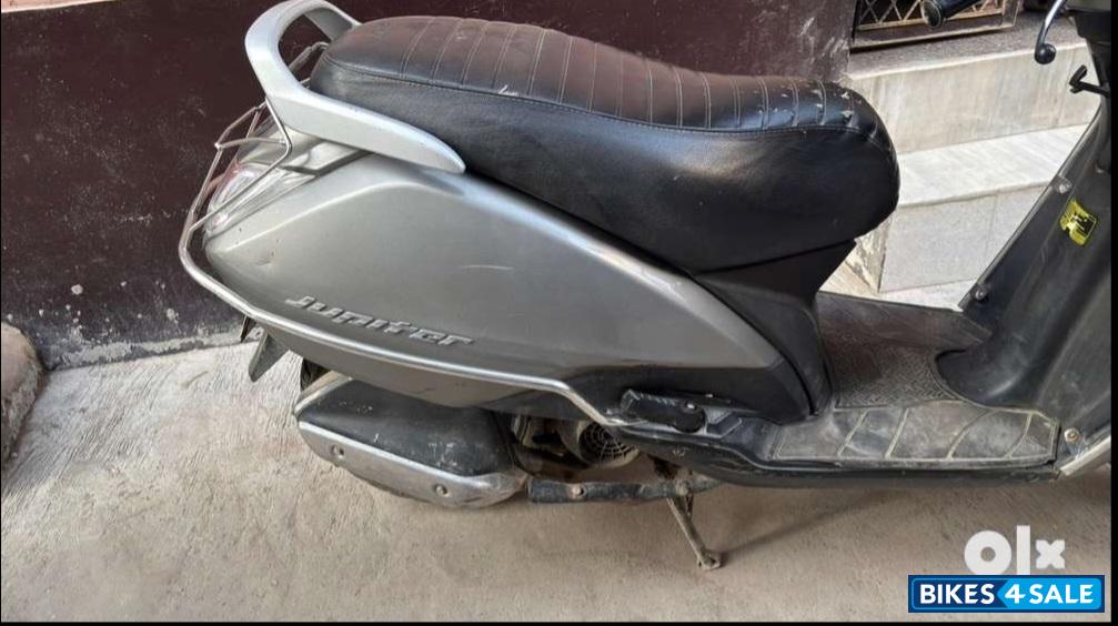 Matt Grey TVS Jupiter ZX