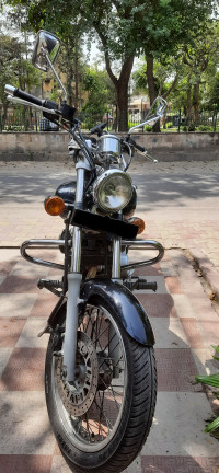 Bajaj Avenger 220 DTS-i