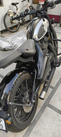 Chorme Black Jawa 42 Bobber Dual Channel ABS