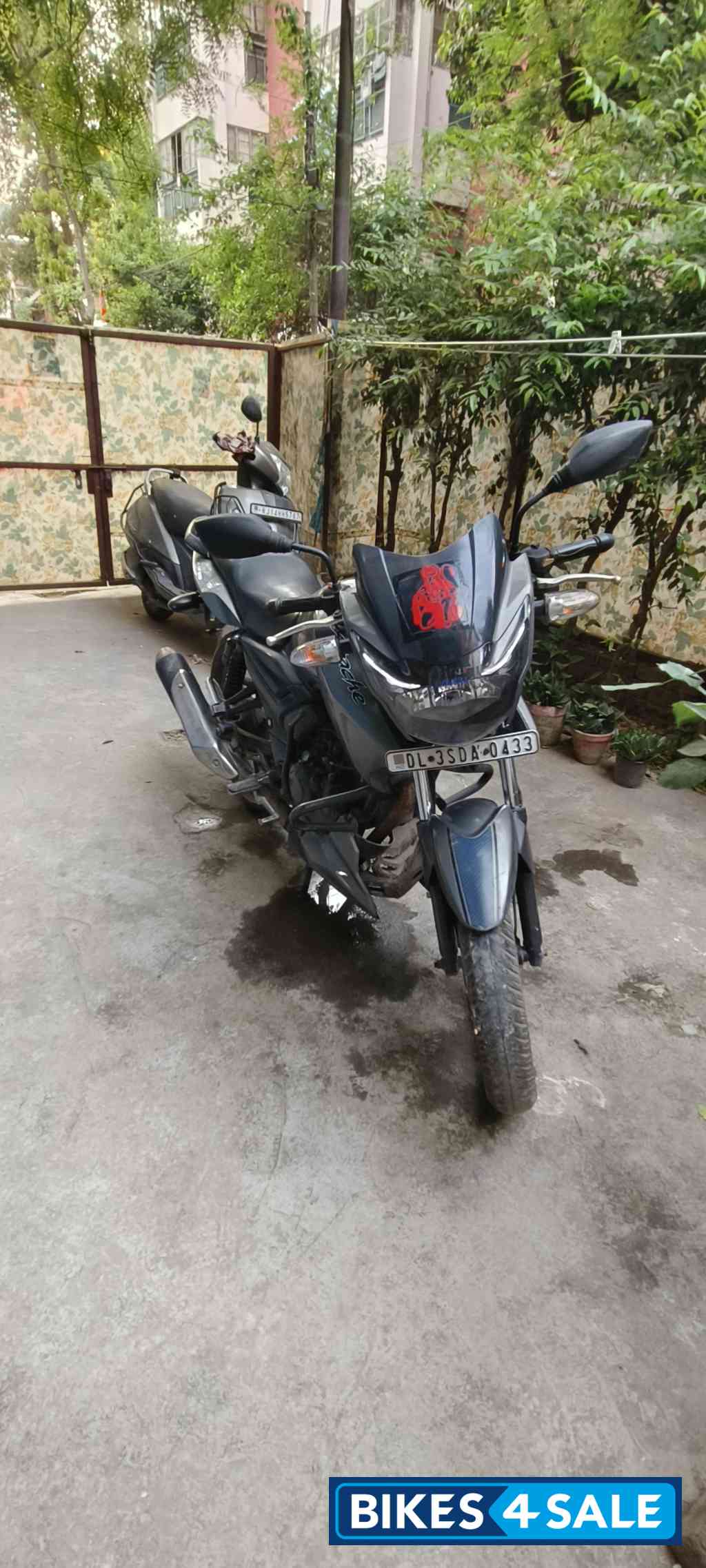 TVS Apache RTR 160