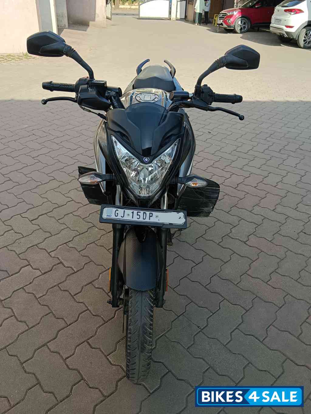 Black Bajaj Pulsar NS 125