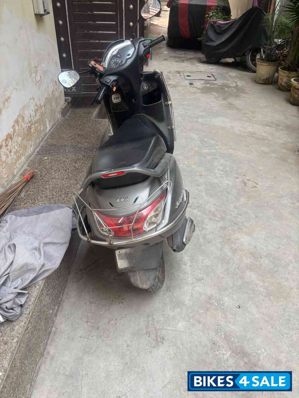 TVS Jupiter 125