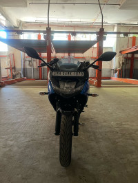 Blue Suzuki Gixxer SF