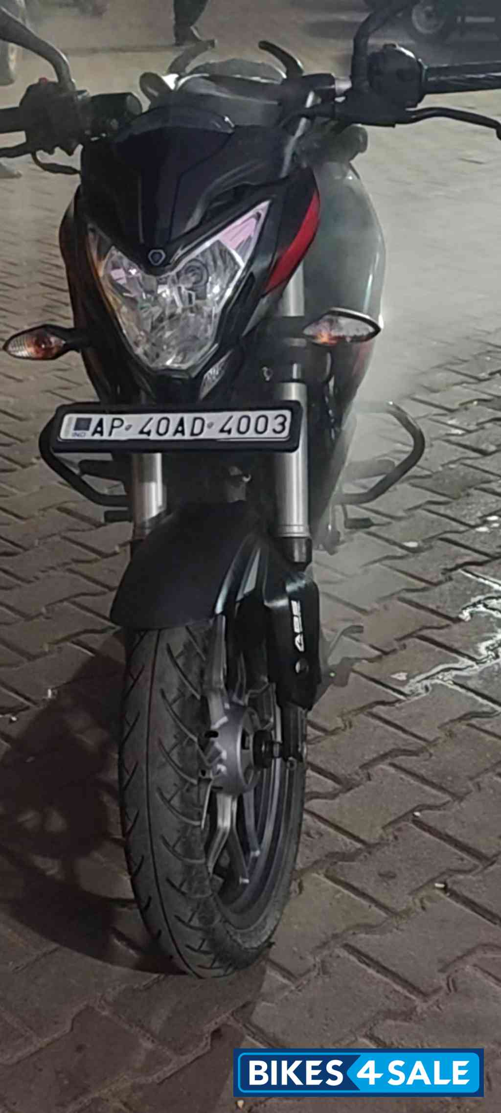 Bajaj  NS 160