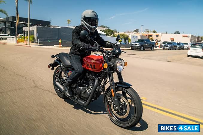Rebel Red Royal Enfield Hunter 350 Metro