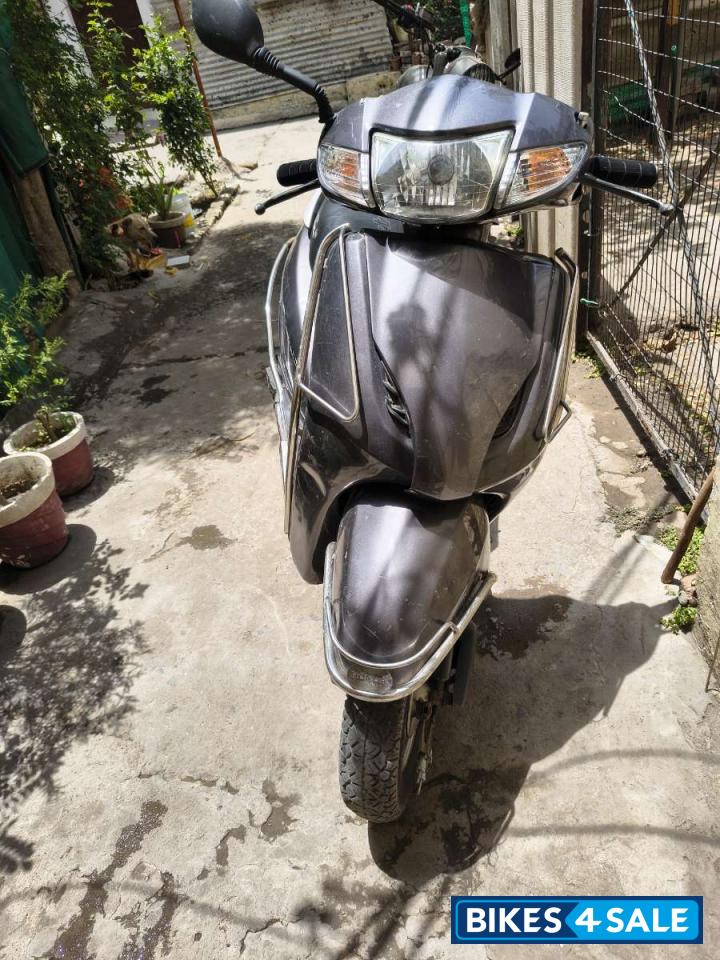 Grey Honda Activa