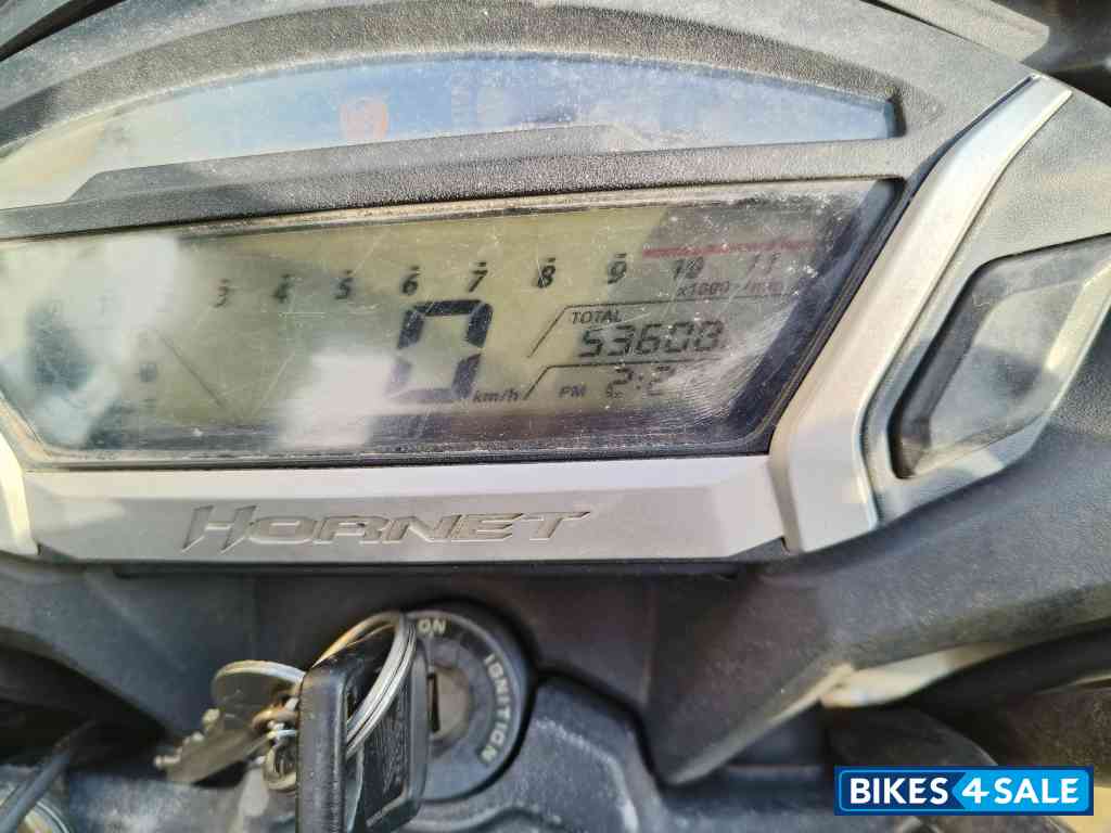 Honda CB Hornet 160R ABS