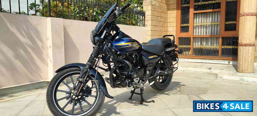 Bajaj Avenger Street 150