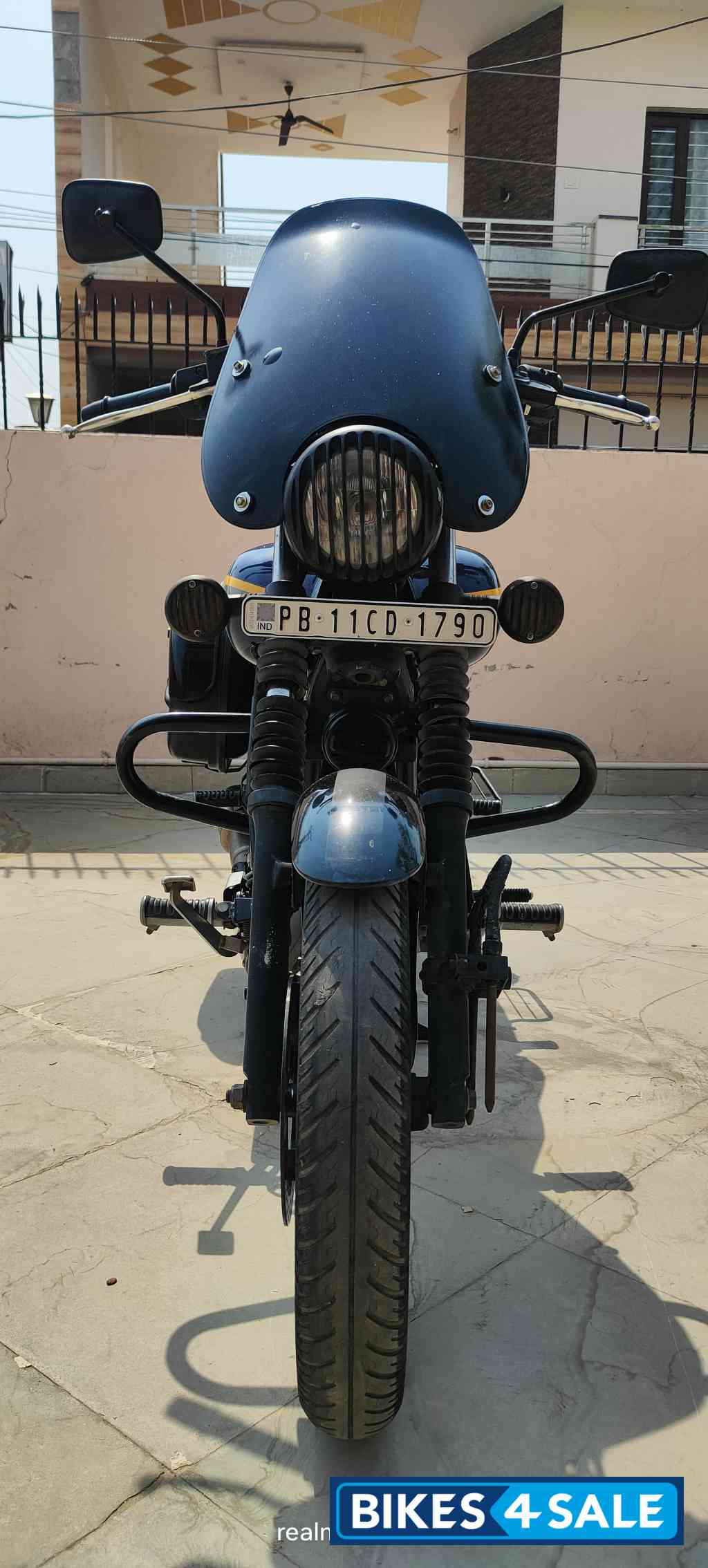 Bajaj Avenger Street 150