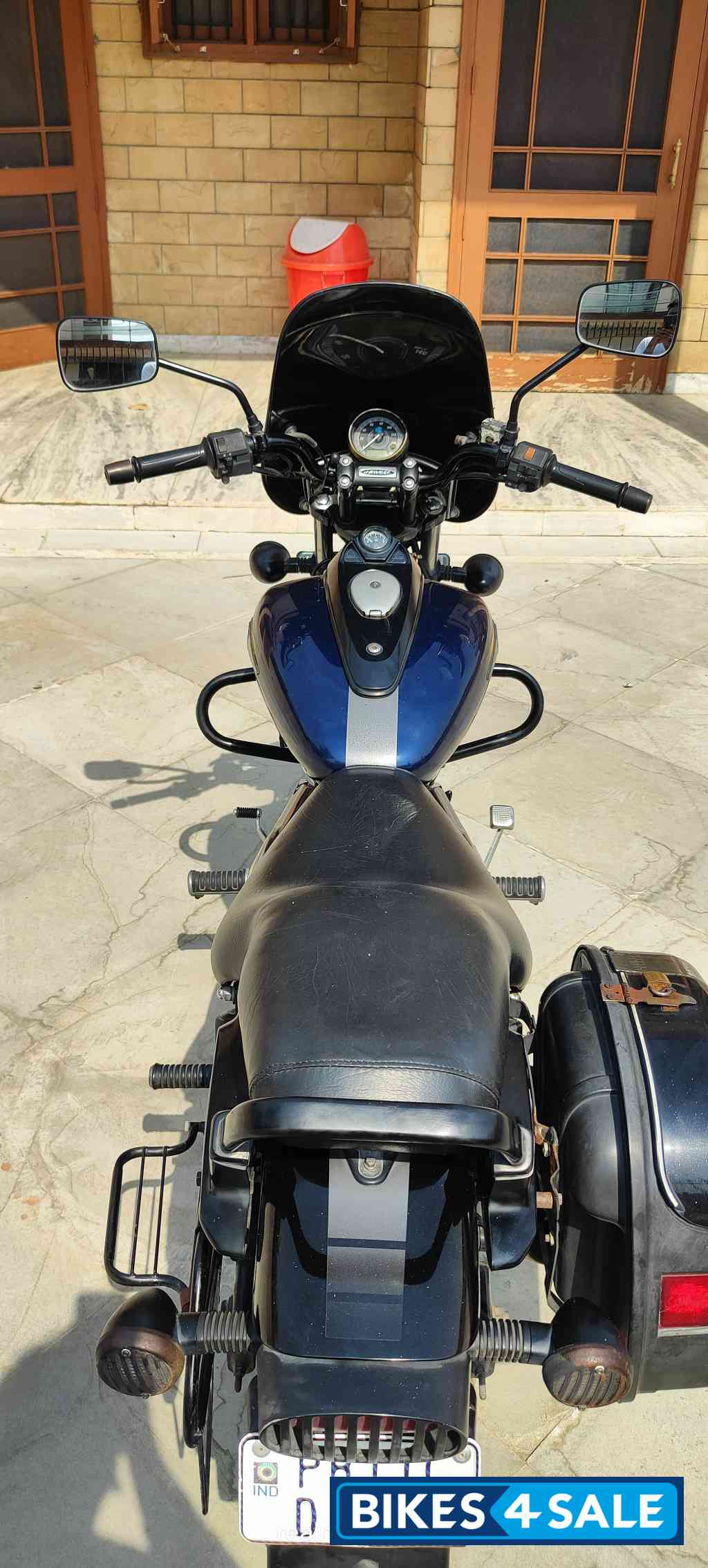 Bajaj Avenger Street 150