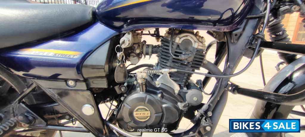 Bajaj Avenger Street 150