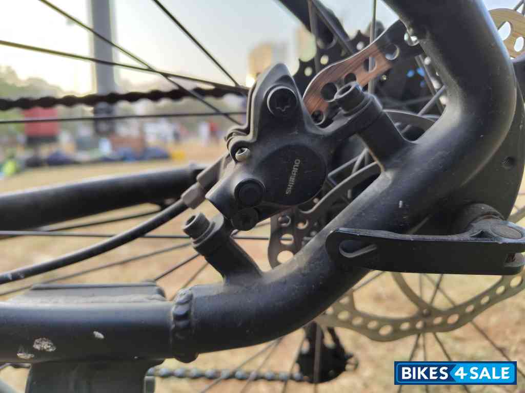 Black-golden Bicycle FitTrip