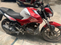 Red And White Hero Xtreme 160R 100 Million Edition