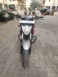 Red Suzuki Gixxer ABS