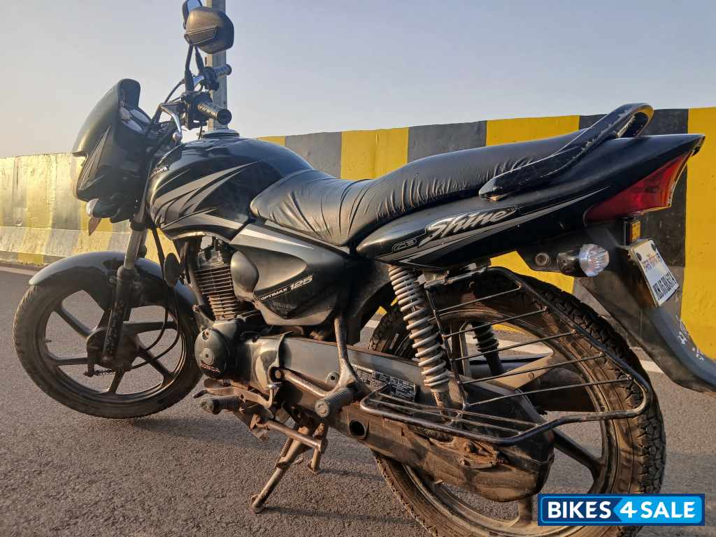 Black Honda Shine 125 Drum