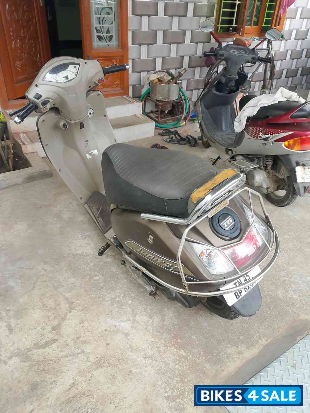 TVS Jupiter Classic 110