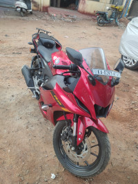 Yamaha R15 V4