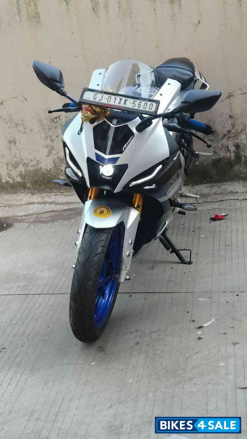 Yamaha R15M