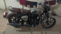 Dark Gunmetal Grey Royal Enfield Classic 350 BS VI