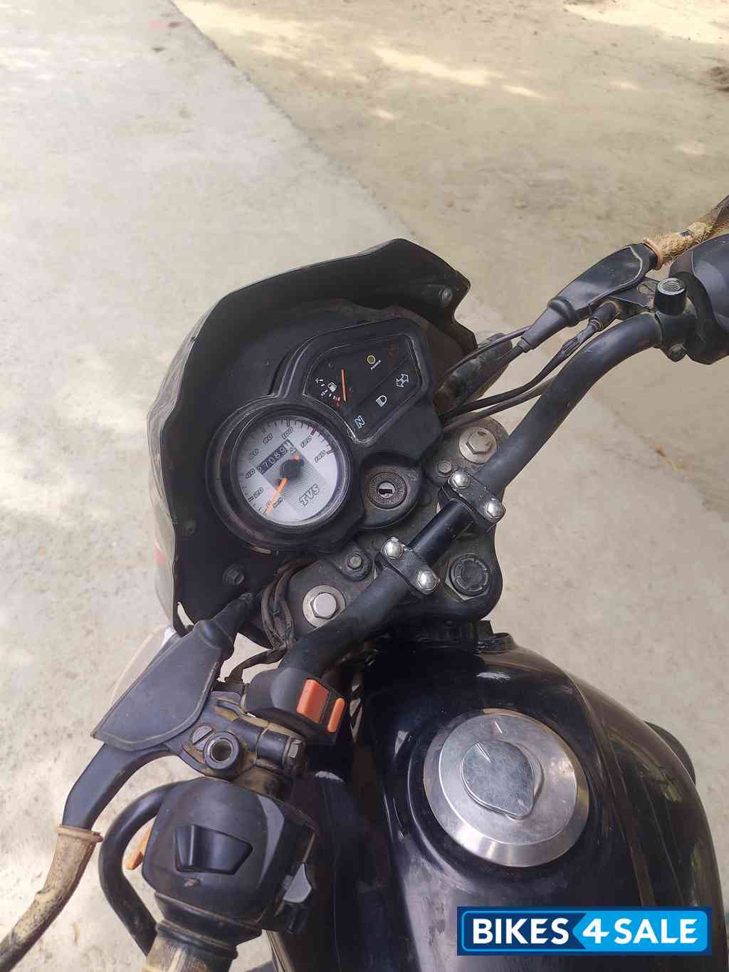 Black,red TVS Sport BS6