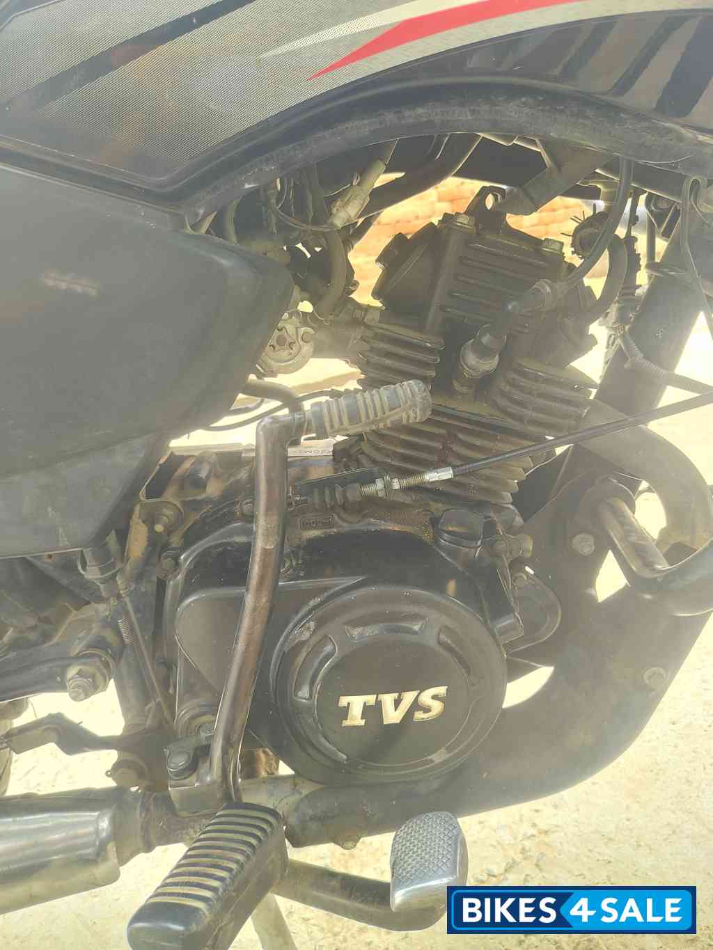 Black,red TVS Sport BS6