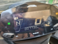 Metallic Sonic Silver Suzuki Gixxer SF 250